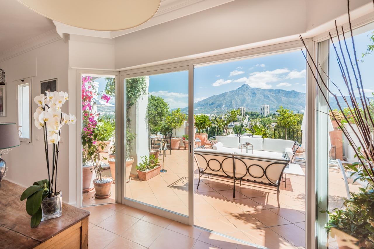 Molo 44 Suites Puerto Banus Marbella Eksteriør billede