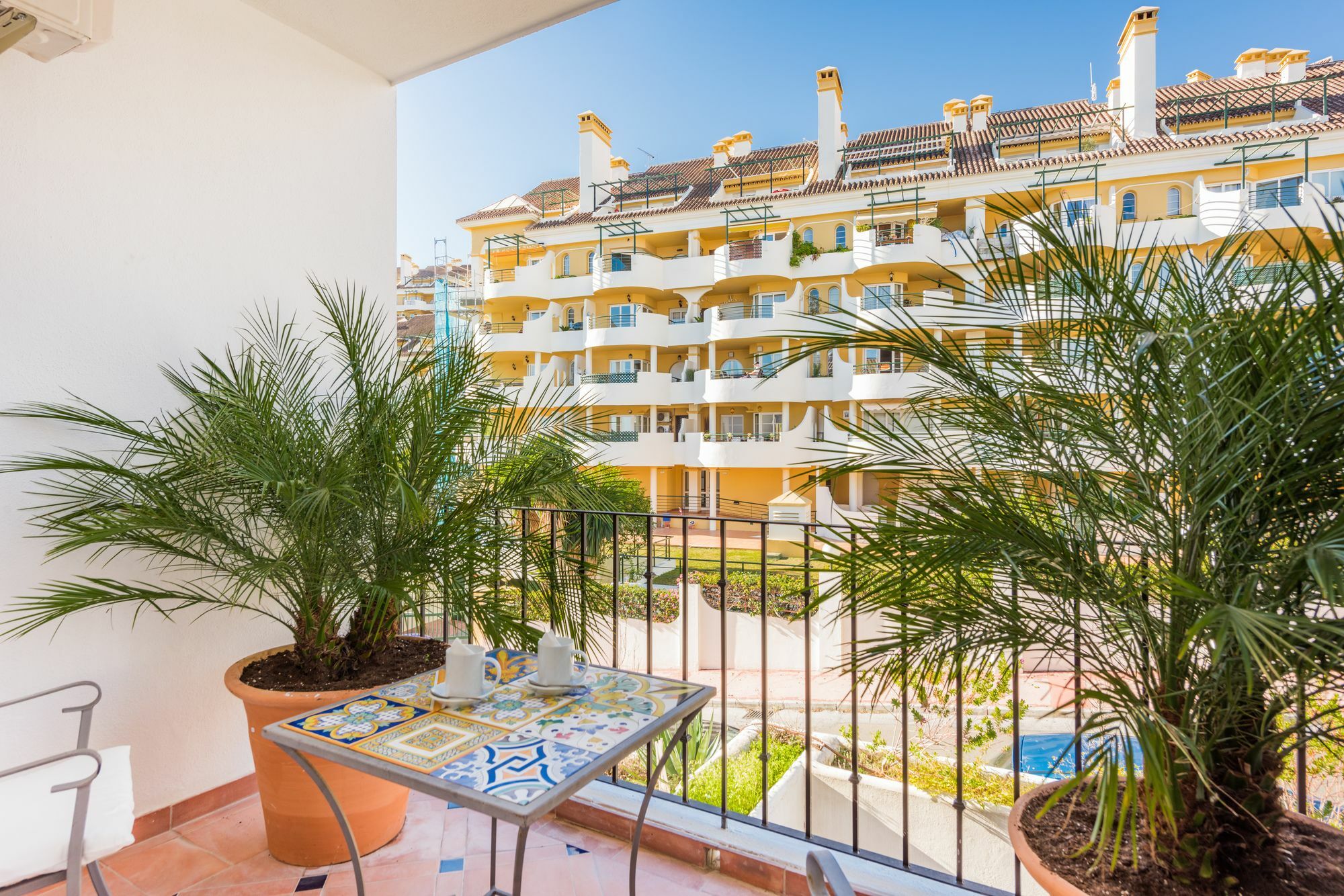 Molo 44 Suites Puerto Banus Marbella Eksteriør billede